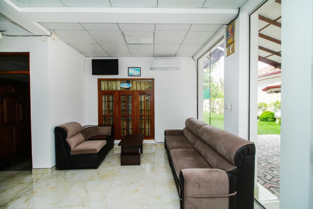 Ryan Residence & Restaurant Negombo Exterior photo